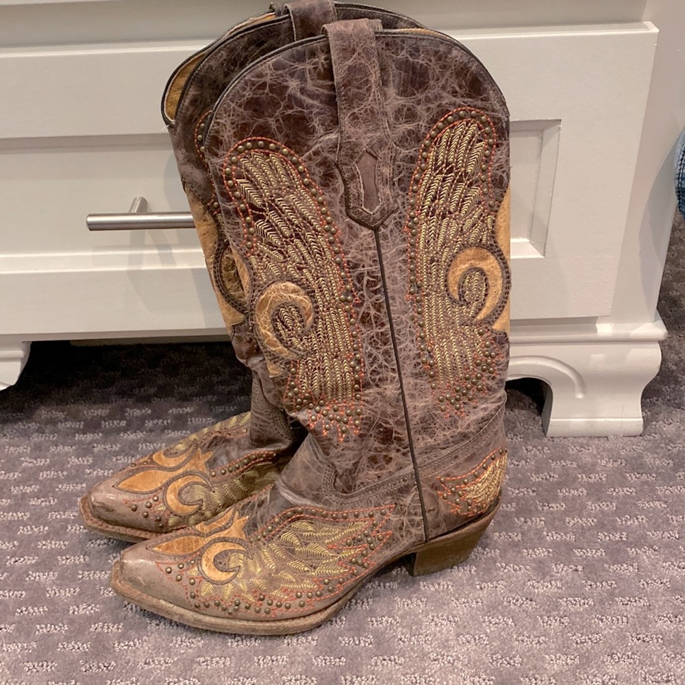 VGUC-Corral Boots size 8.5M